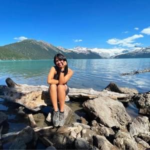 Meet your Posher, Alyssa